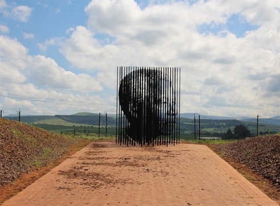 Mandela-Sculpture-by-Marco-Cianfanelli6-640x471