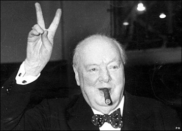 Winston-Churchill-Flashing-Victory-Sign